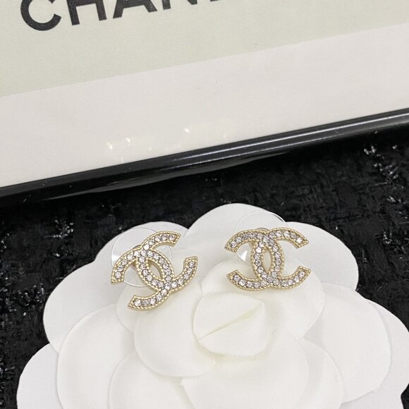 Chanel earrings - Picture 5 of 5